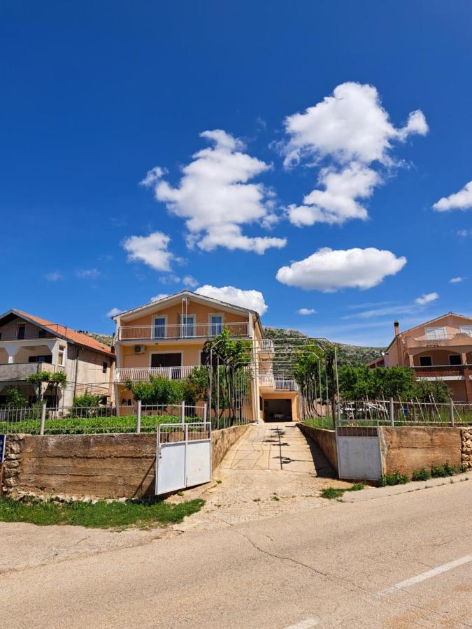 Apartman Stipe Grebastica Luaran gambar